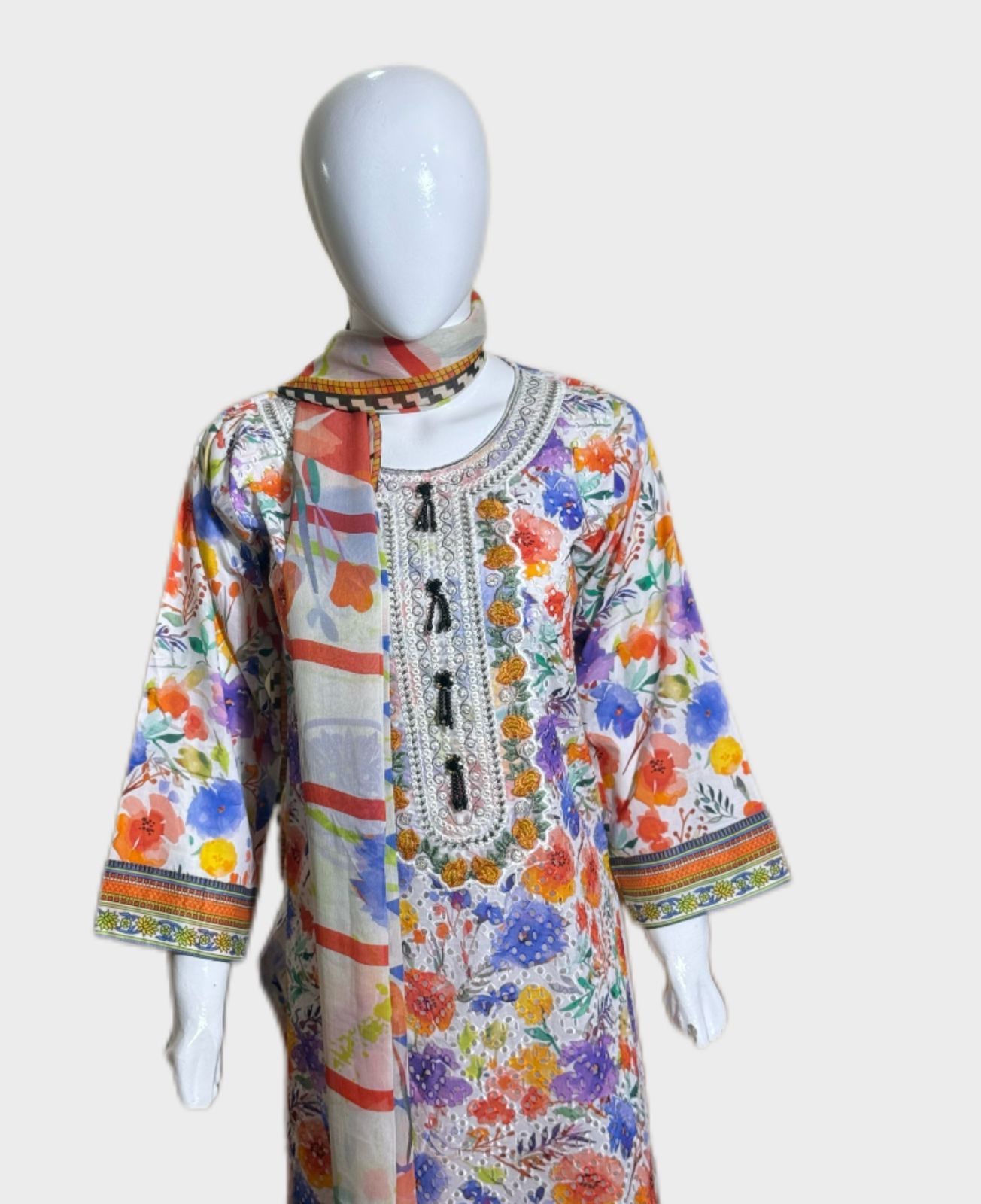 3 PC Schiffli Embroidered Lawn (Pret)